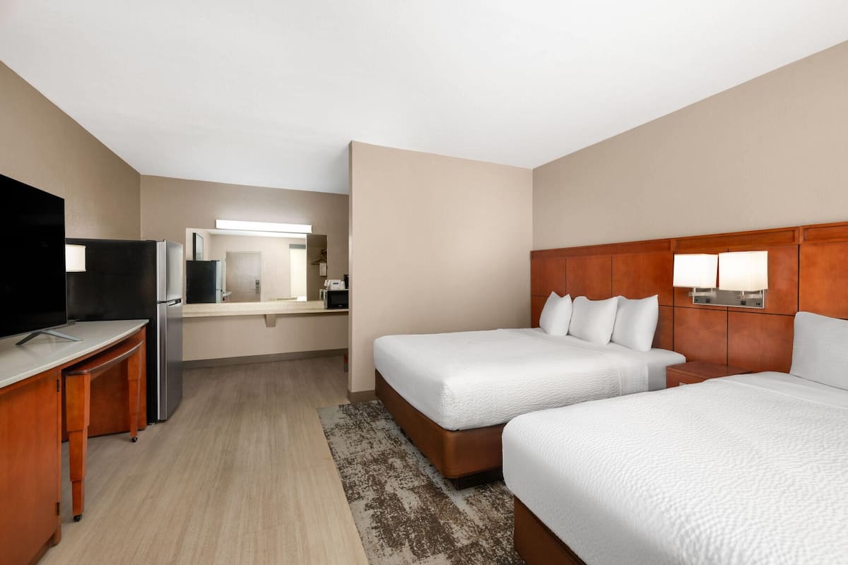 Chambre, 2 grands lits, non-fumeur