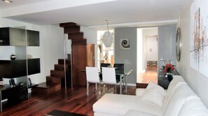 Televisor i llar de foc 