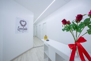 Reception - Love Suite Roma (Rome)