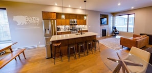 Townhome, 3 Bedrooms | Private kitchen | Fridge, toaster