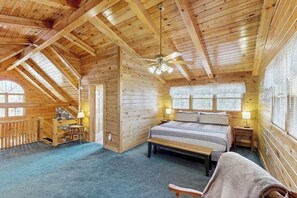 2 chambres, fer et planche à repasser, accès à Internet, literie fournie