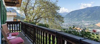 Vakantieappartement Brunjaunhof met bergzicht, privéterras en gemeenschappelijke tuin