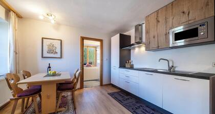 Appartement "Brunjaunhof" dans une ferme avec vue sur les montagnes, balcon et jardin