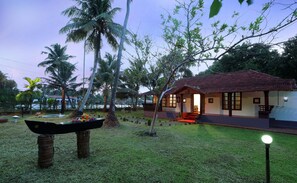 Front of property - Arogya lake resort (Kuttanad Taluk)