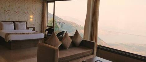 Miraya High Plus | Individually furnished, bed sheets