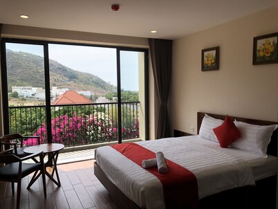 Deluxe Double room - Mountain View