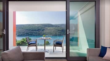Standard Apartment | Living area | Flat-screen TV