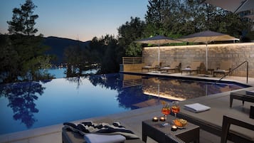 Sundeck