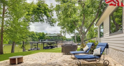 Spacious Lake Placid Retreat w/ Gorgeous Views!