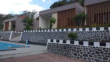 Deluxe Room | Free WiFi