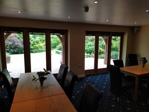 Dining - In Somerset (Bristol)
