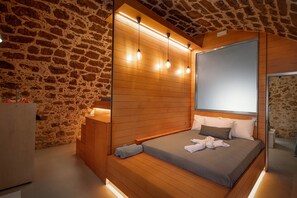 2 bedrooms, iron/ironing board, WiFi, bed sheets - Twin's House - Gerani Center (Rethymno)