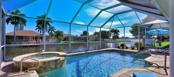 Luxurious Waterfront Villa with 4 Bedrooms, Private Heated Pool and Hot Tub!