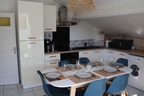 Fridge, microwave, oven, dishwasher