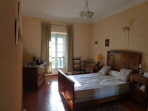 3 chambres, fer et planche Ă repasser, Wi-Fi gratuit, draps fournis