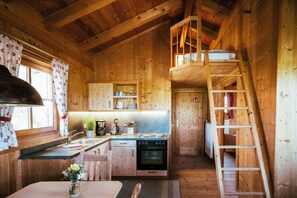 Kühlschrank, Ofen, Herdplatte, Geschirrspüler