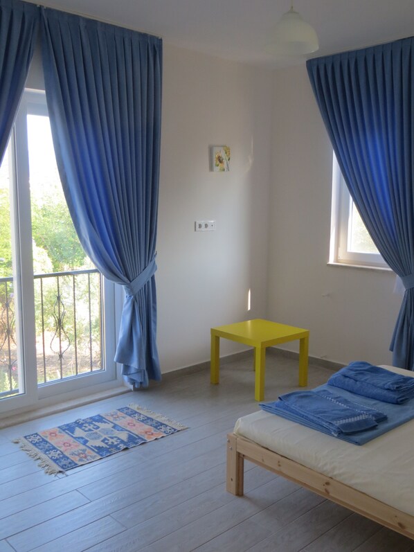6 bedrooms, WiFi