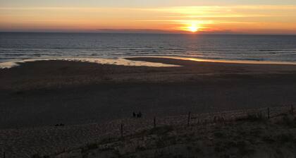 OCEAN, FOREST, LAKE, GOLF, SURF, FISHING AND PEACE AND QUIET!