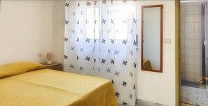基础双人房或双床房 | 特色装修、特色家居、免费 WiFi、床单