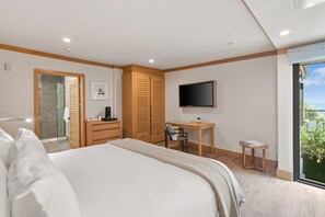 1 室のベッドルーム、デスク、アイロン / アイロン台、旅行用ベビーベッド