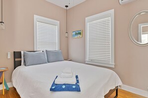 2 Schlafzimmer, Bügeleisen/Bügelbrett, kostenloses WLAN, Bettwäsche