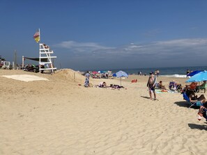 Beach - Original Leisurama - Montauk Cottage (Montauk)
