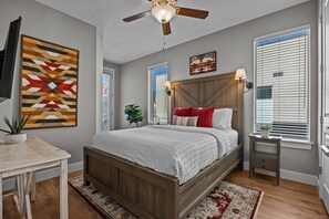 4 bedrooms, desk, iron/ironing board, travel cot