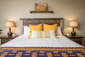 4 bedrooms, desk, iron/ironing board, travel cot