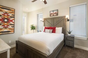 4 bedrooms, desk, iron/ironing board, travel cot