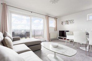 TV, DVD player, offices