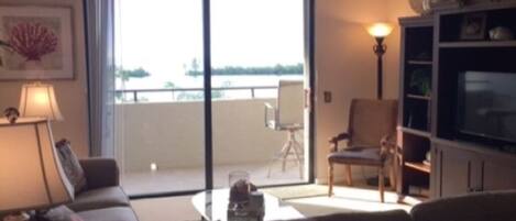 Téléviseur connecté