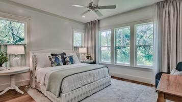 4 bedrooms, desk, iron/ironing board, travel cot