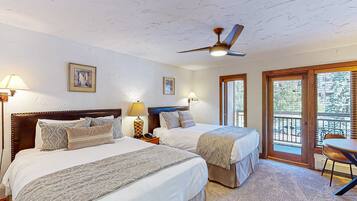 Bügeleisen/Bügelbrett, Internetzugang, Bettwäsche