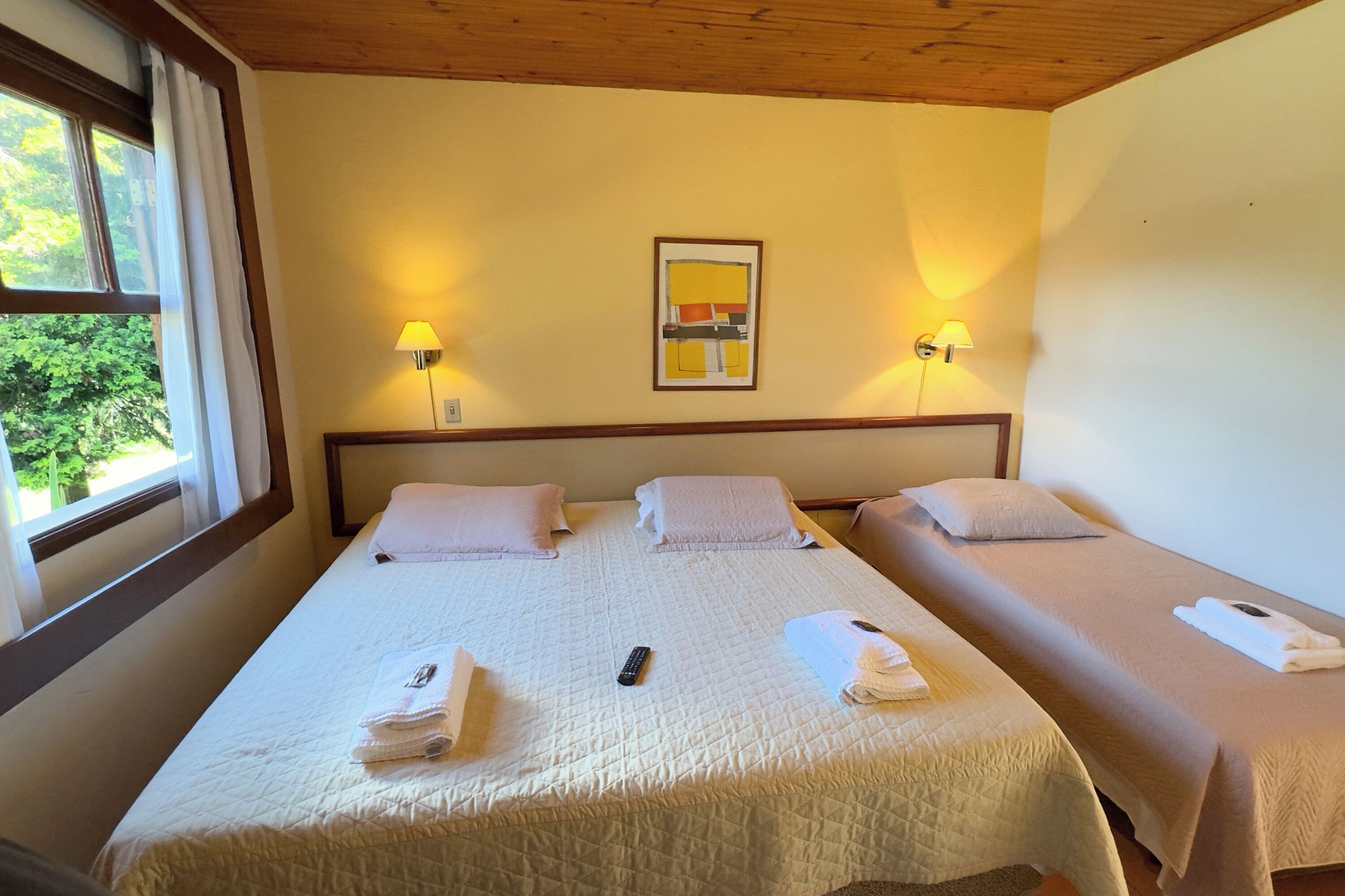 apartamento standard triplo | minibar, bed sheets