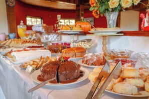Gratis morgenmadsbuffet hver dag