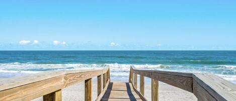 بالقرب من الشاطئ، مناشف للشاطئ