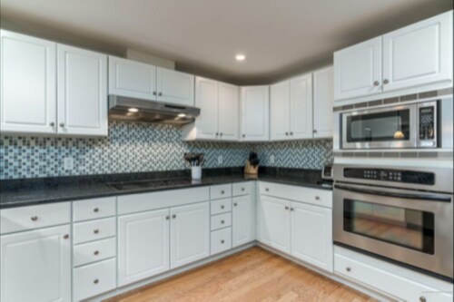 Fabulous beachfront 2 Bedroom Condo in the middle of the action