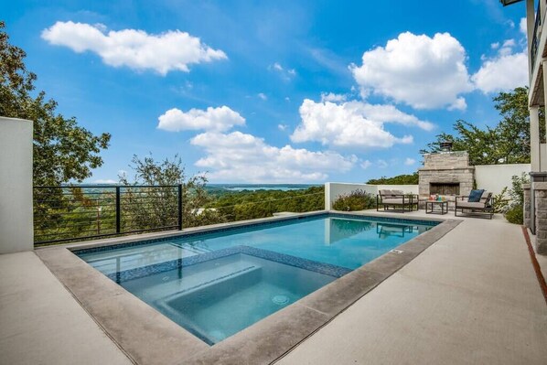 Pool - Relax in this Hillside Home with Canyon Lake Views (Canyon Lake)