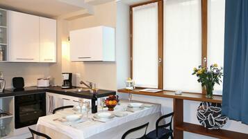 Four, lave-vaisselle, congélateur