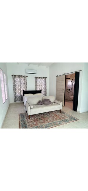 2 bedrooms, iron/ironing board, free WiFi, bed sheets - Carthys Estate (Saint philip)