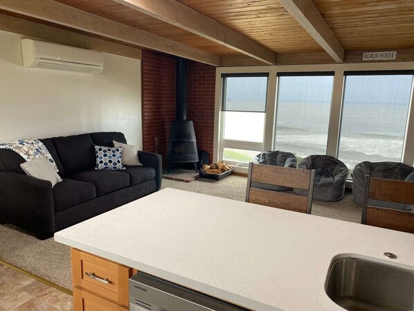 Smart TV, fireplace, table tennis, books