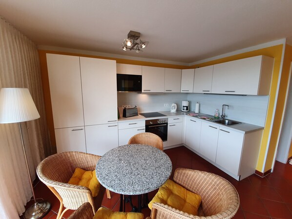 Fridge, microwave, oven, dishwasher