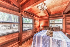 2 bedrooms, iron/ironing board, WiFi, bed sheets - Deer Meadows & Wildflower: Cute, Centrally Located Ruidoso Cabin with Hot Tub! (Ruidoso)