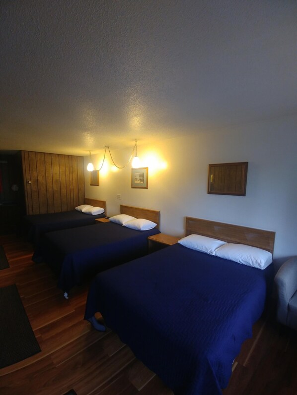 Standard Triple Room | Premium bedding, blackout curtains, iron/ironing board, free WiFi