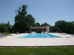 Piscine extérieure, piscine chauffée