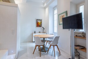 Dining - Happyfew le loft Liberté (Nice)