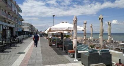 Alkyon Perea Apartments