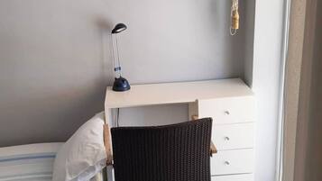 2 bedrooms, premium bedding, Select Comfort beds, iron/ironing board