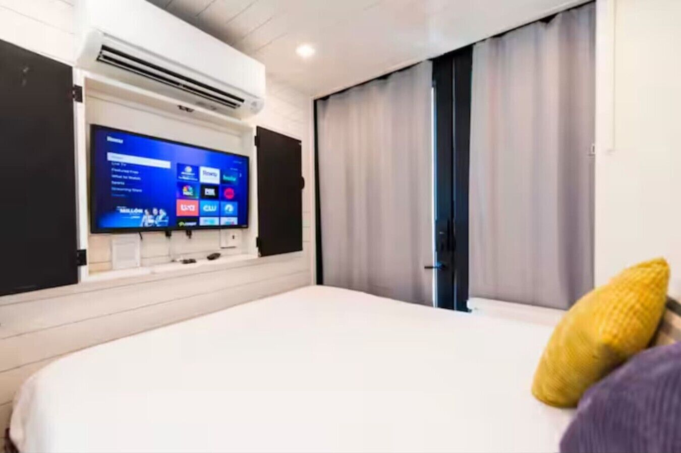 1 chambre, fer et planche à repasser, Wi-Fi, draps fournis