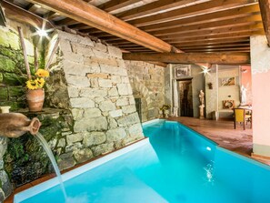 Pool - Beautiful private villa for 12 people with WIFI, private pool, TV, terrace and pets allowed (Loro Ciuffenna)